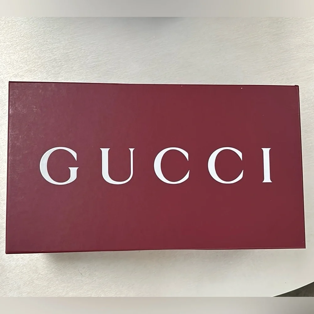 Gucci Rosa Ancora  2025  Shoe Box &  Dust bags